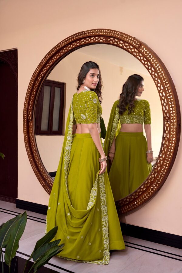 Wedding Lehenga In Star Georgette Fabric With Beads Work . - Image 5