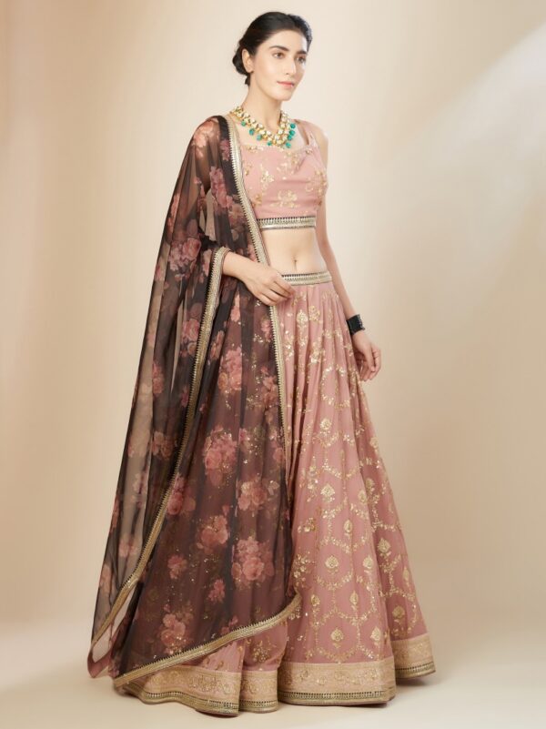 Luxurious Dusty Pink Lehenga Choli With golden sequins Work. - Image 5